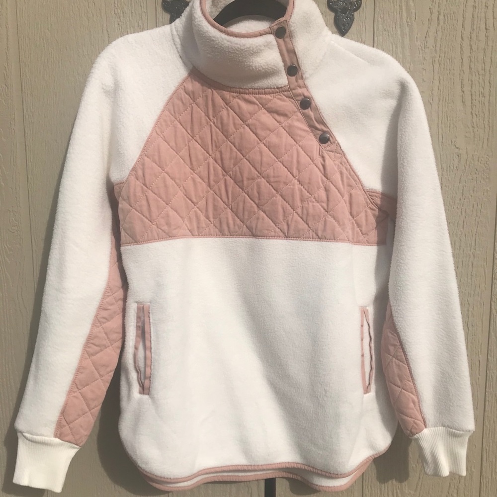 Abercrombie & Fitch Asymmetrical Snap-up Fleece